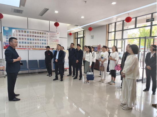 渭南市老年大学赴铜川市老年大学开展研学交流活动